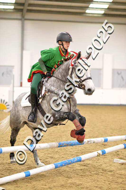 D4N_6792 - NorthcoteSat8thDec'25 XmasShowJumping AvailableUntil6thJan'26