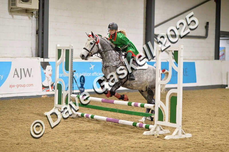 D4N_6880 - NorthcoteSat8thDec'25 XmasShowJumping AvailableUntil6thJan'26