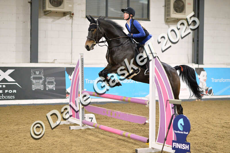 D4N_5911 - NorthcoteSun16thNov'25 Unaff.Jumping AvailableUntil16thDec'25