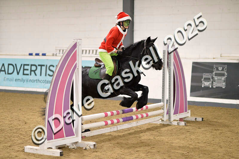 D4N_4792 - NorthcoteSun26thOct'25 Unaff.Jumping AvailableUntil28thNov'25