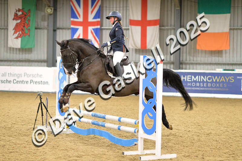 D4N_6054 - NorthcoteSun16thNov'25 Unaff.Jumping AvailableUntil16thDec'25