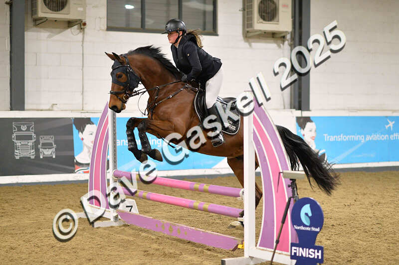 D4N_6196 - NorthcoteSun16thNov'25 Unaff.Jumping AvailableUntil16thDec'25