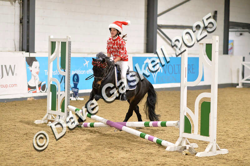 D4N_6696 - NorthcoteSat8thDec'25 XmasShowJumping AvailableUntil6thJan'26