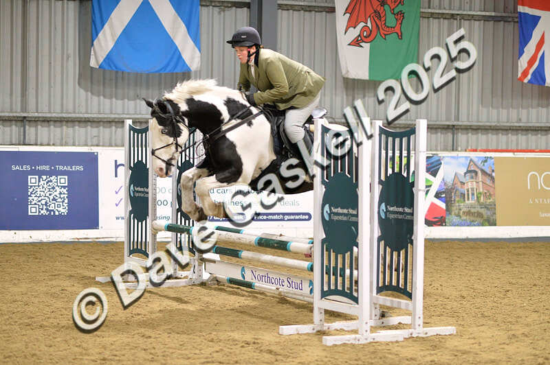 D4N_6215 - NorthcoteSun16thNov'25 Unaff.Jumping AvailableUntil16thDec'25