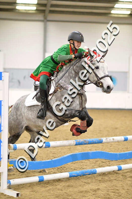 D4N_6884 - NorthcoteSat8thDec'25 XmasShowJumping AvailableUntil6thJan'26