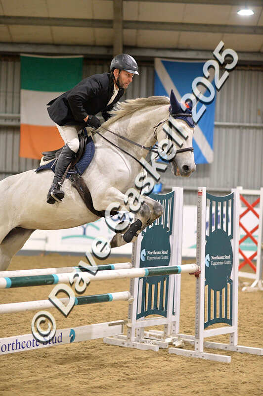 D4N_5431 - NorthcoteSun26thOct'25 Unaff.Jumping AvailableUntil28thNov'25