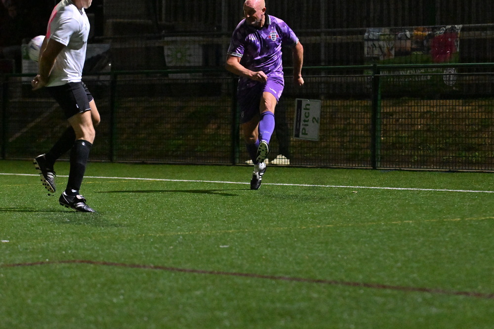 AM3_3231 - England v Devon veterans