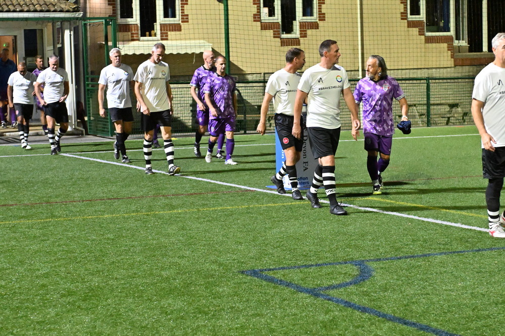 AM3_2154 - England v Devon veterans