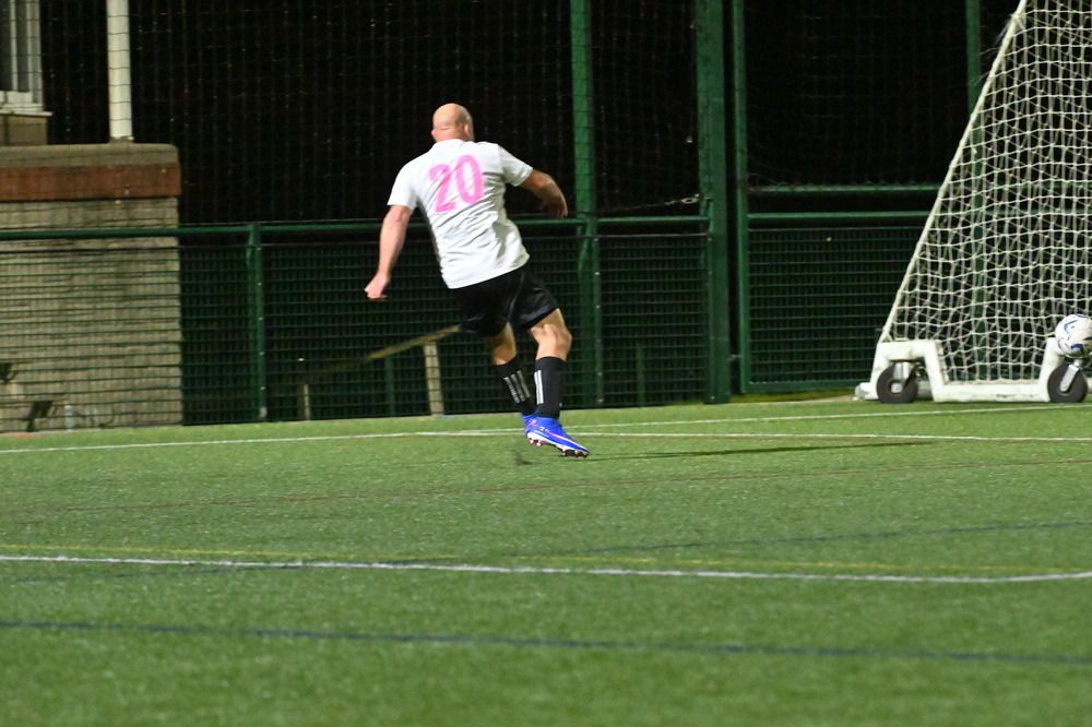 AM3_2505 - England v Devon veterans