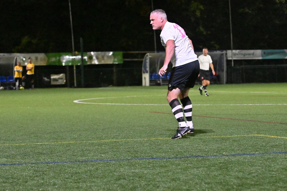 AM3_2359 - England v Devon veterans