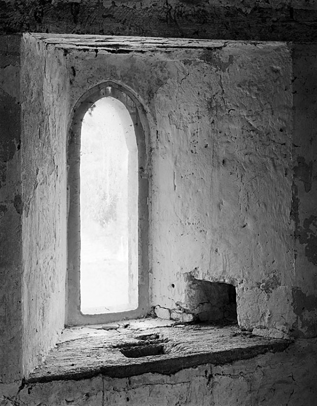 1513 - Reeves Room Window 2 - Barns & Buildings
