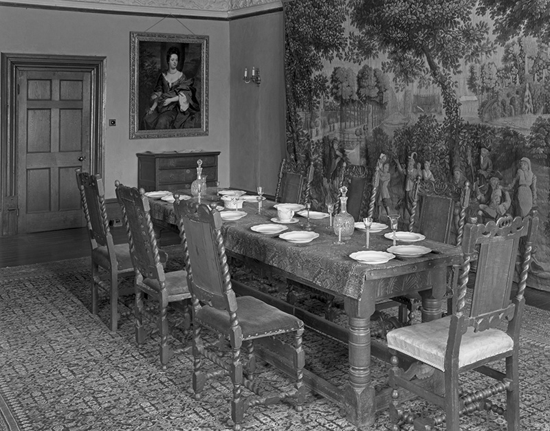 2325 - Chastleton House - Great Parlour - Chastleton House - National Trust