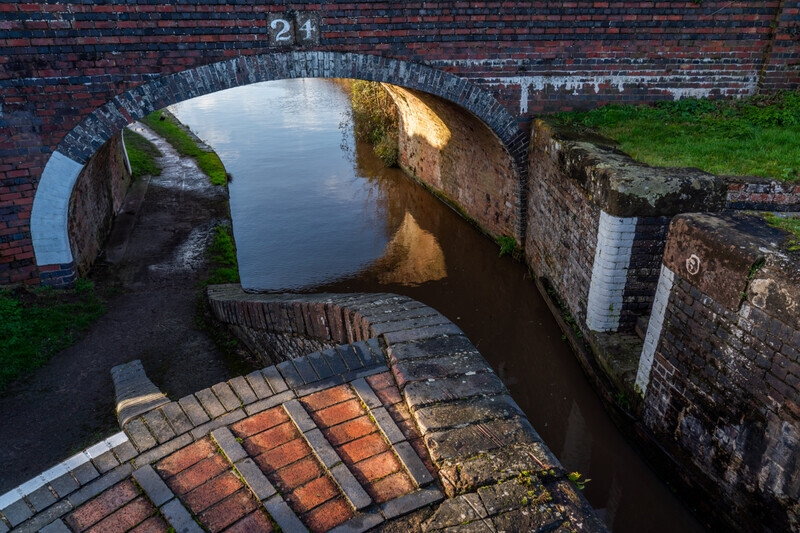 Bridge 24 - Droitwich & Worcester Canals & River Severn