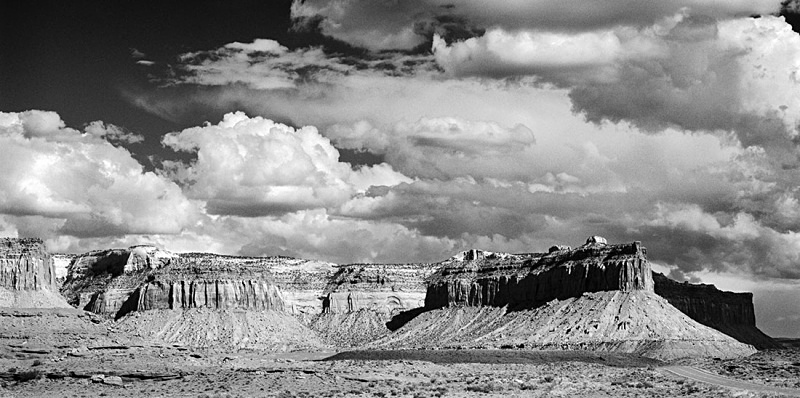 0145 - Leaving Canyonlands - USA - 1996 to 2004 - Utah, Nevada, New Mexico, Arizona & Colorado