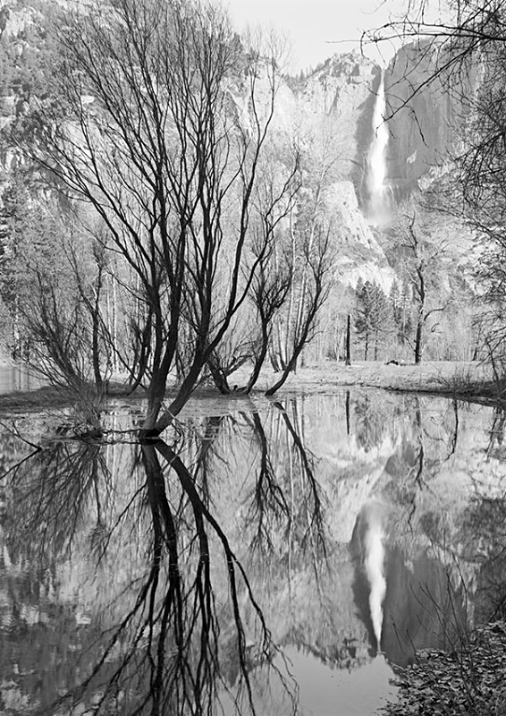 1687 - Reflections - Upper Yosemite Falls 2 - USA - 2008 - Yosemite & the West Coast