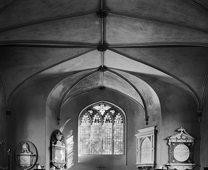 2220 - Alderley Church - The Cotswold Way - 2009