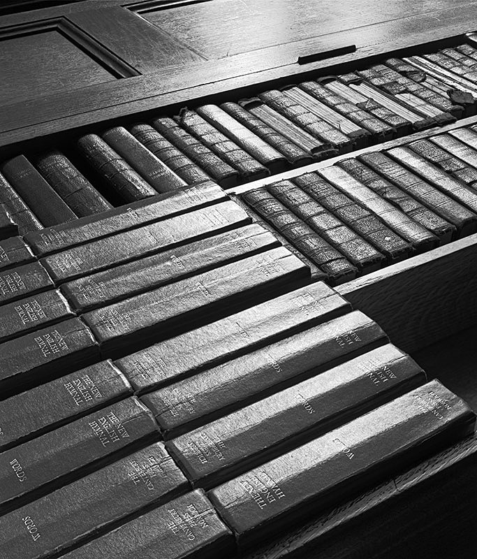 2202 - Hymnals  and Prayer Books - The Cotswold Way - 2009
