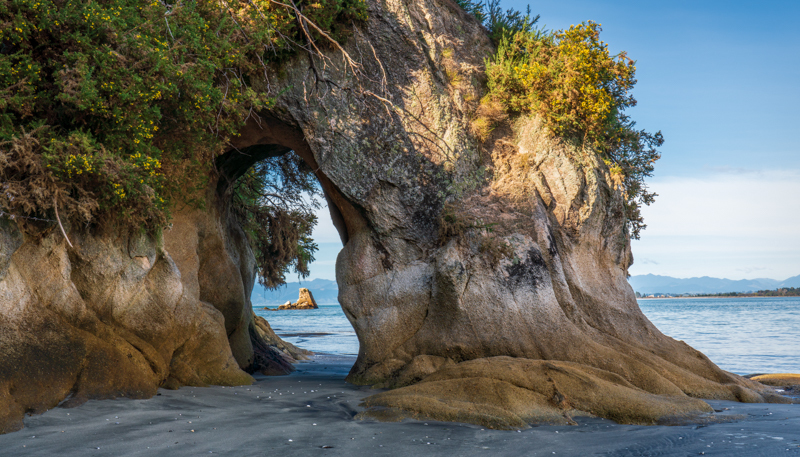 Sea Arch - New Zealand’s South Island - 2018