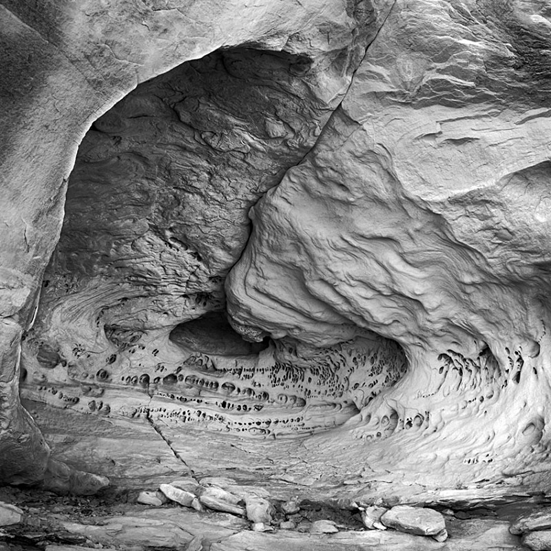 0944 - Canyonlands Grotto - USA - 1996 to 2004 - Utah, Nevada, New Mexico, Arizona & Colorado