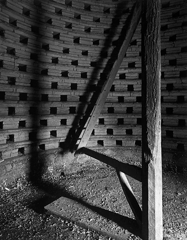 1573 - Dovecote Ladder 3 - Barns & Buildings