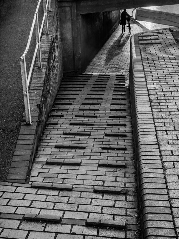 Walking Cyclist - Droitwich & Worcester Canals & River Severn