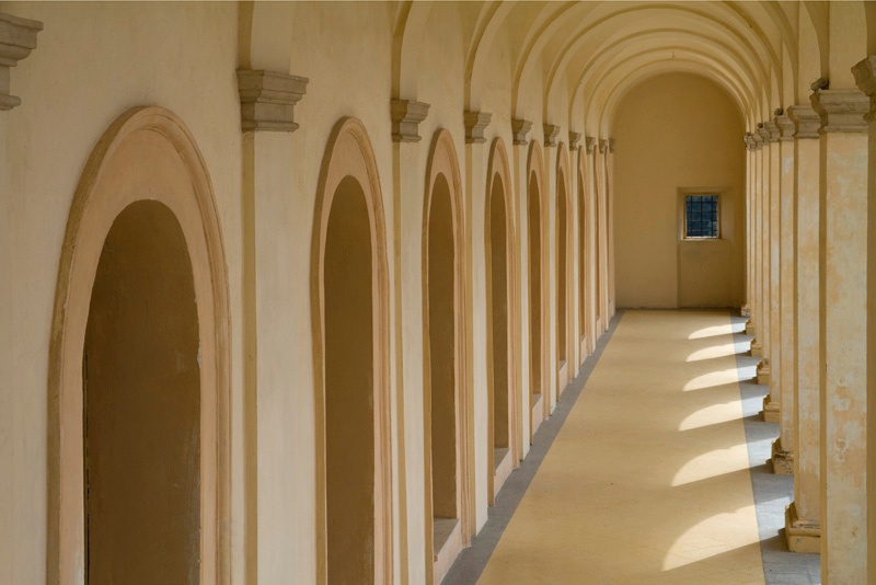 Spoleto - Arched Walkway - Umbria - April 2010