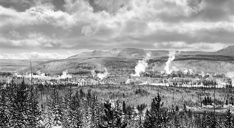 1129 - Steaming Valley - USA - 2005 - Yellowstone NP & the Tetons