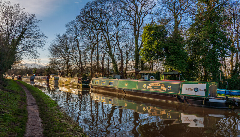 Moored - Droitwich & Worcester Canals & River Severn
