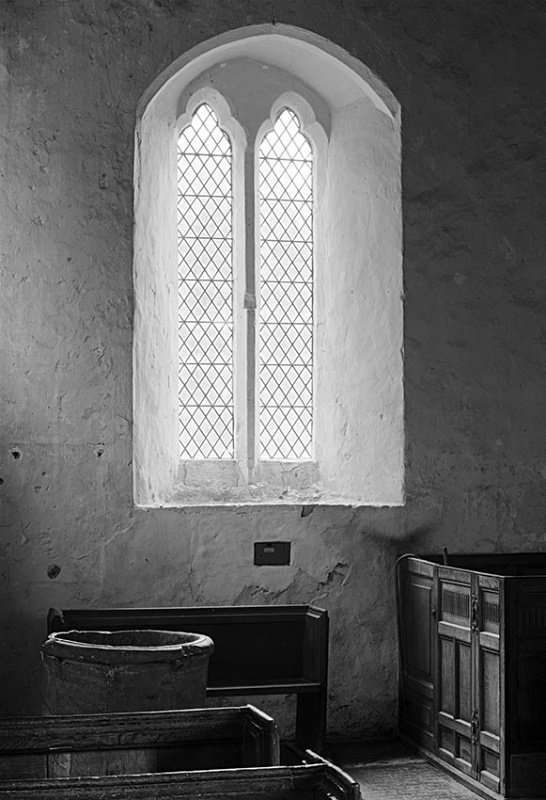 1511 - Hailes Chapel - West Window - Churches, Chapels, Abbeys, and Priories