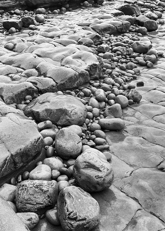 2299 - Stone Line - Glamorgan Coast