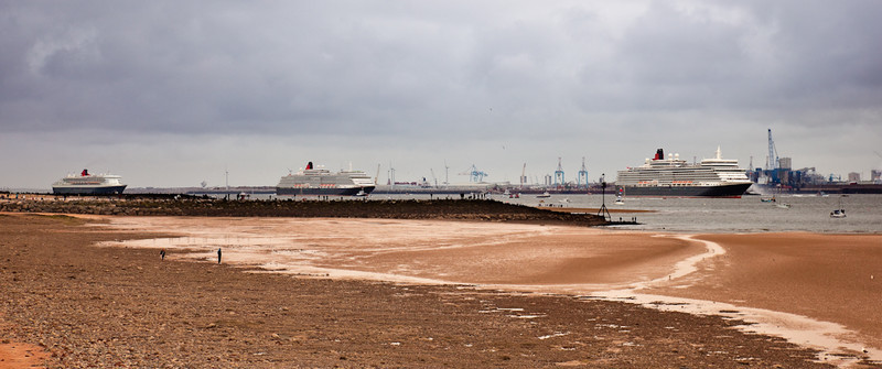 CUNARD THREE QUEENS - Liverpool