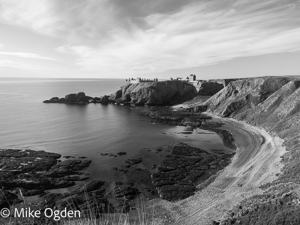 Dunnottar Castle, early Mmorning, across Castle Bay, 2 - Dunnottar Castle