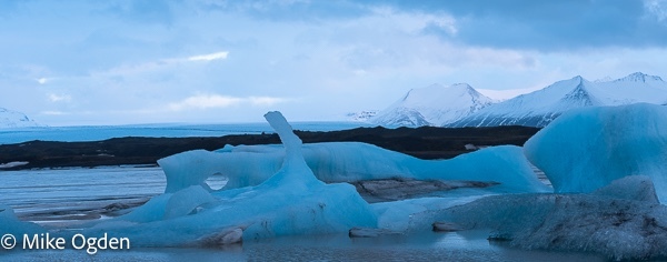 Fjarlsarlon glacier lagoon 1 - Iceland