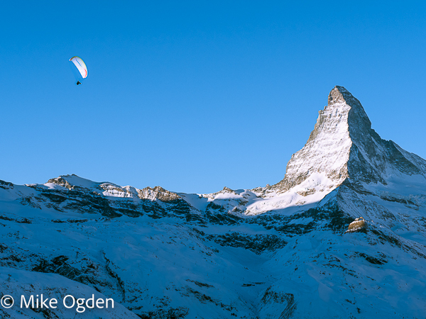 Paraglider near Matterhorn - Zermatt