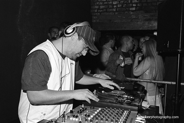 2 - Audiosalad @ Joshua Brooks 06.05.05