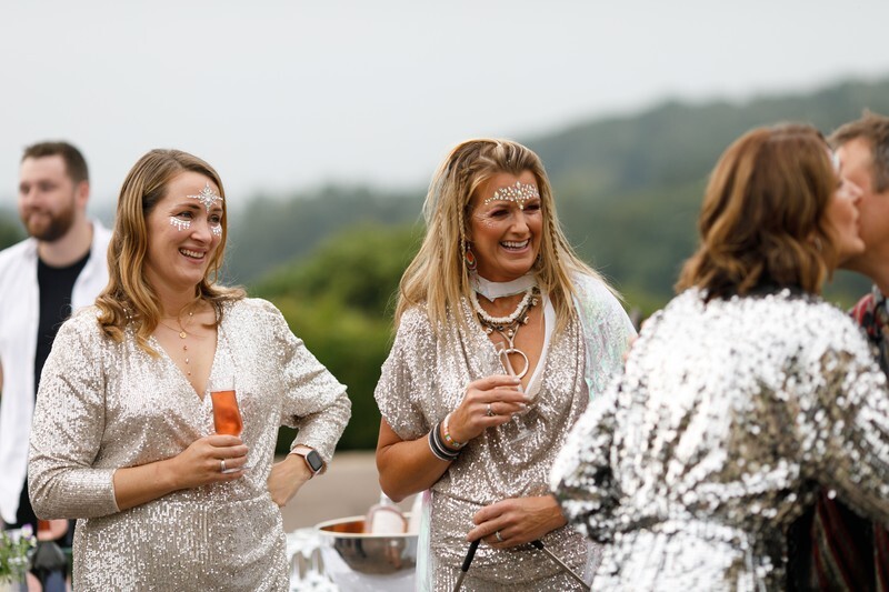  - Glitterfest
