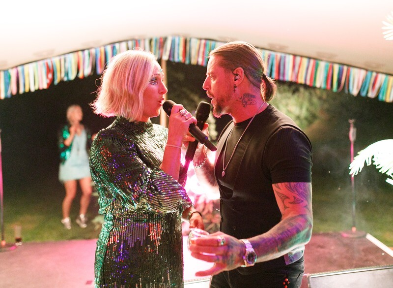  - Glitterfest