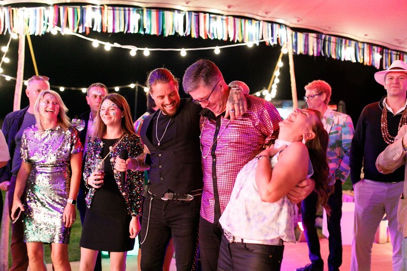  - Glitterfest