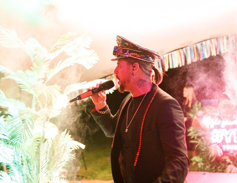 - Glitterfest