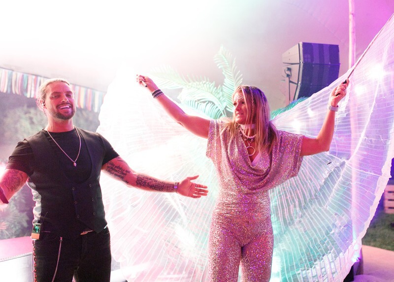  - Glitterfest