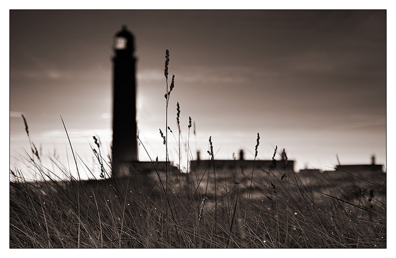 Barnsness Lighthouse - Monochrome Images